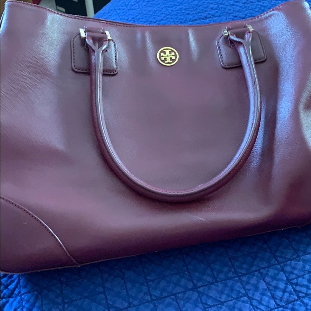 Tory Burch Robinson OFFER